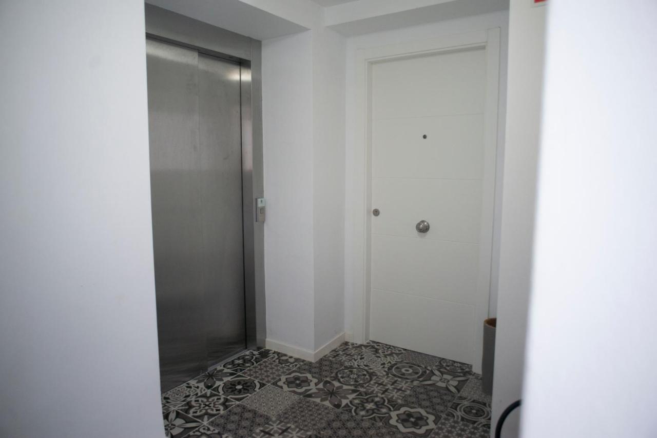 Apartamento El Tanguillo Little Apartments Кадис Экстерьер фото